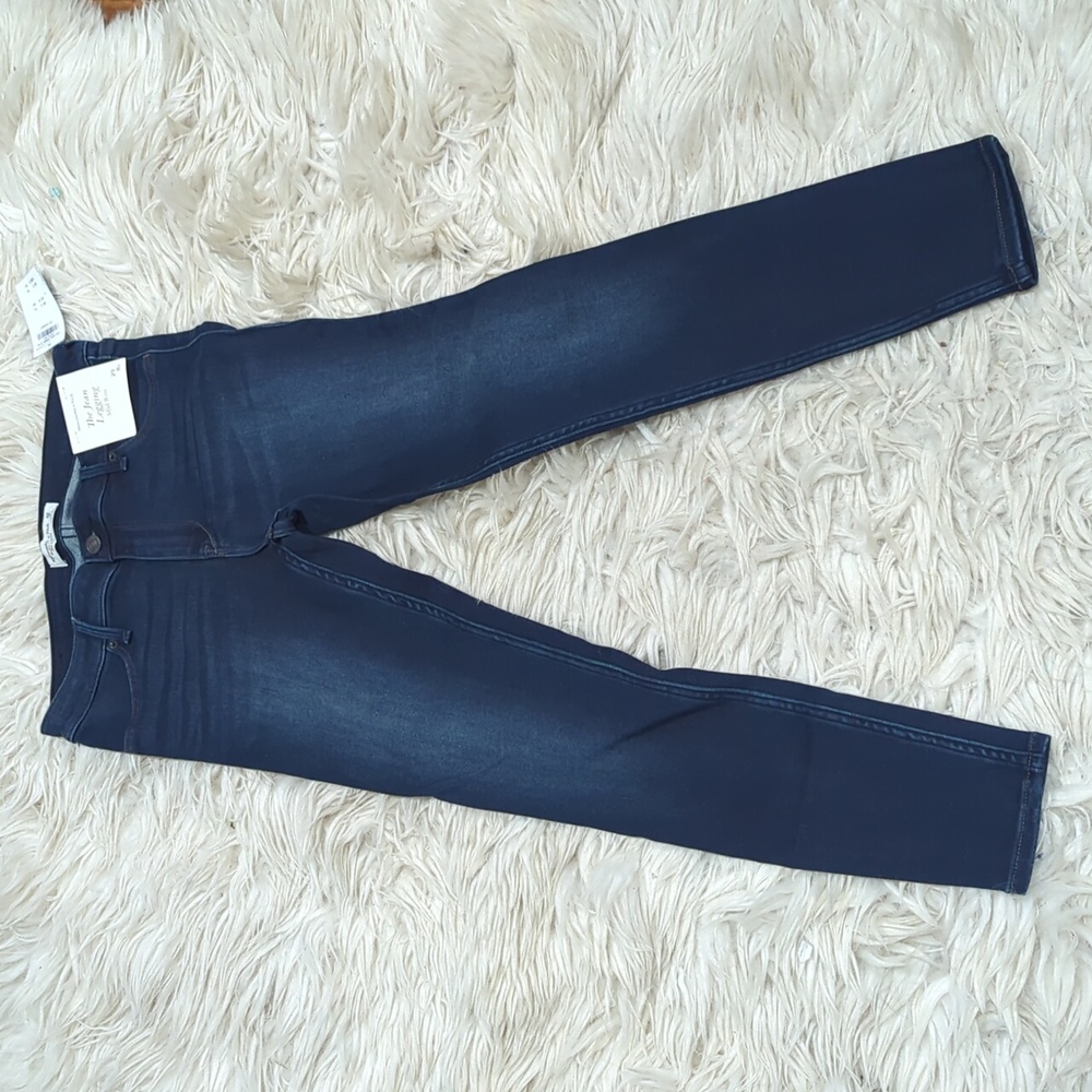 24" inseam Abercrombie & Fitch jeans